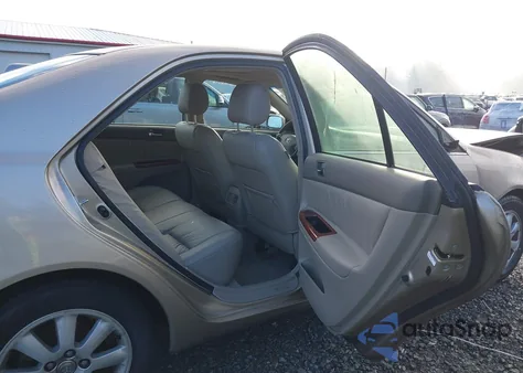 2004 Toyota Camry Xle V6 from USA, damaged, VIN JTDBF30K240157853